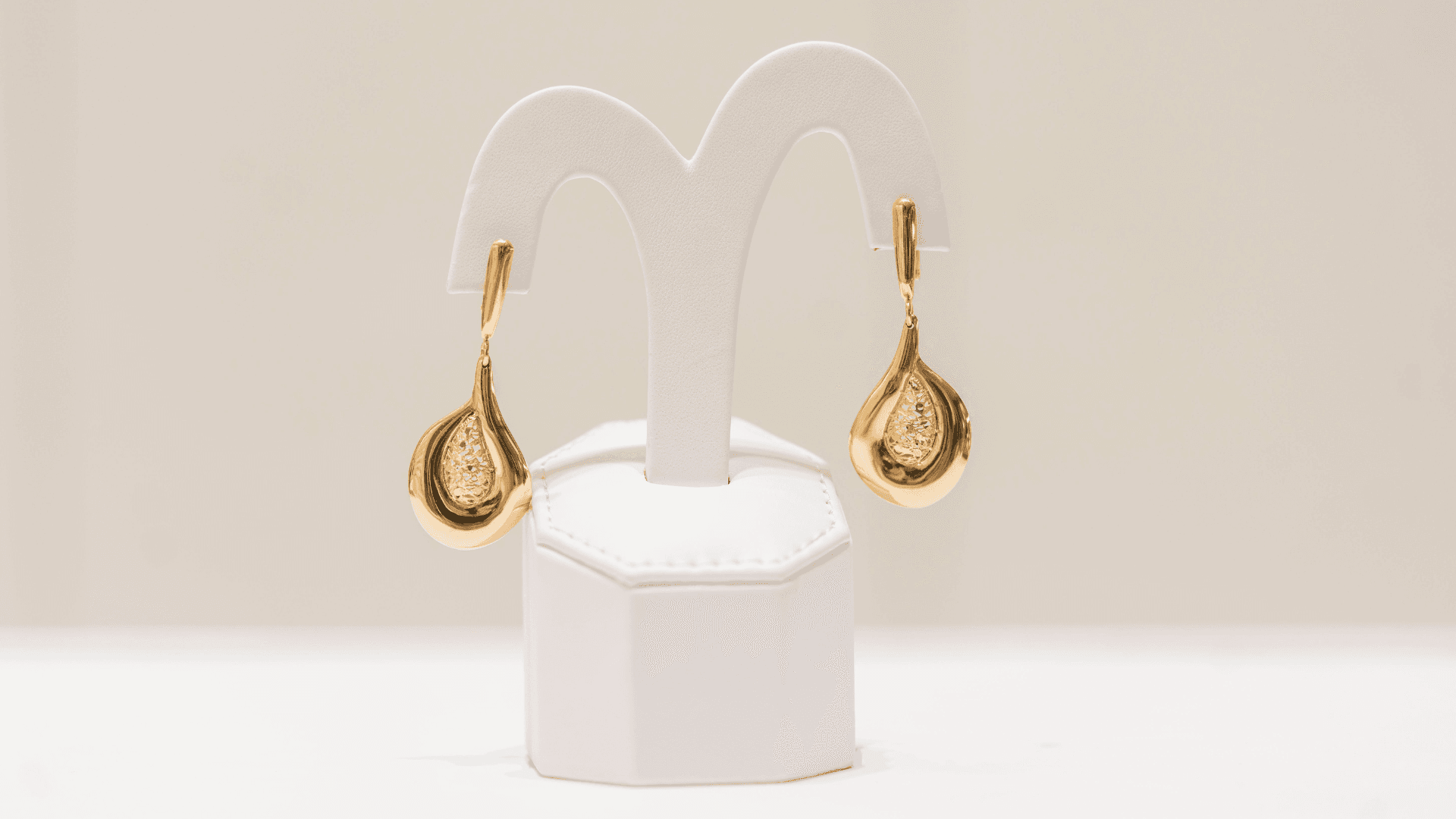 Luxury Women's Earrings